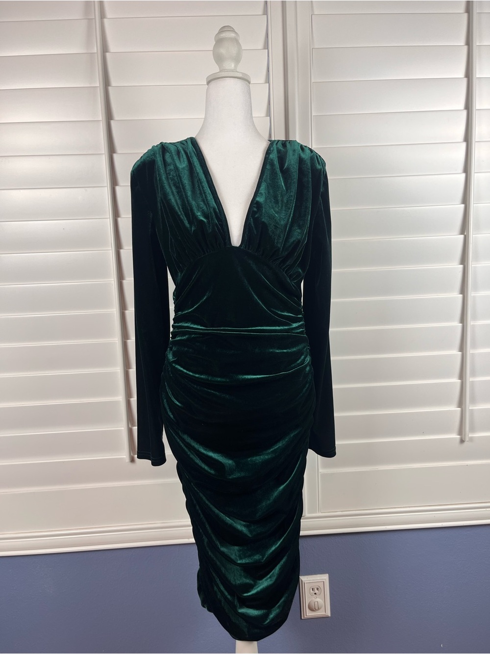 SHEIN Deep Green Velvet V-Neck Bodycon Ruched Midi evening Dress Size Large